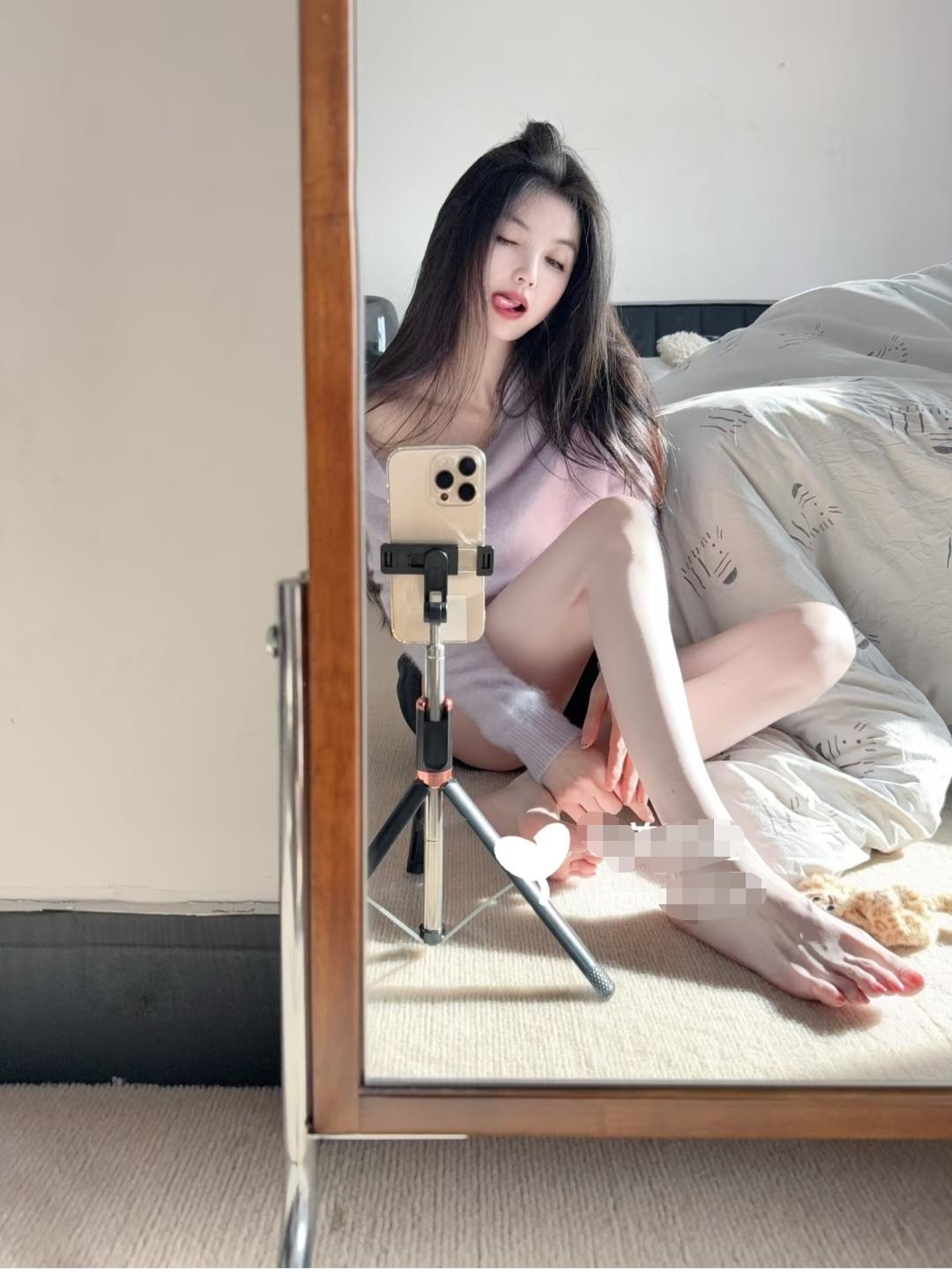 我想知道这样的脚丫子穿什么样的皮鞋？