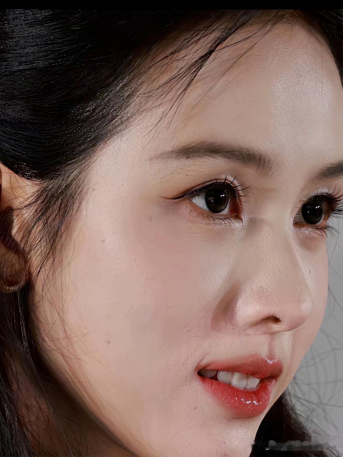 这几位女明星的怼脸拍，你觉得谁是颜值最抗打，气质最完美的那一个？我觉得陈都灵的脸