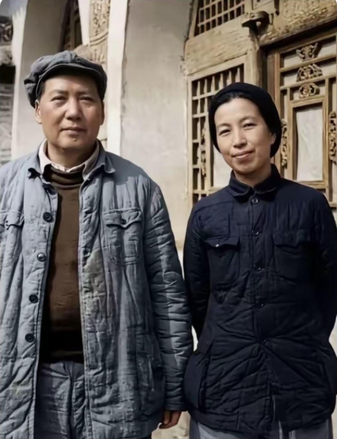 一起筚路蓝缕，忆往昔峥嵘岁月稠…
革命历史回忆  无悔的峥嵘岁月 论忆往昔 红色