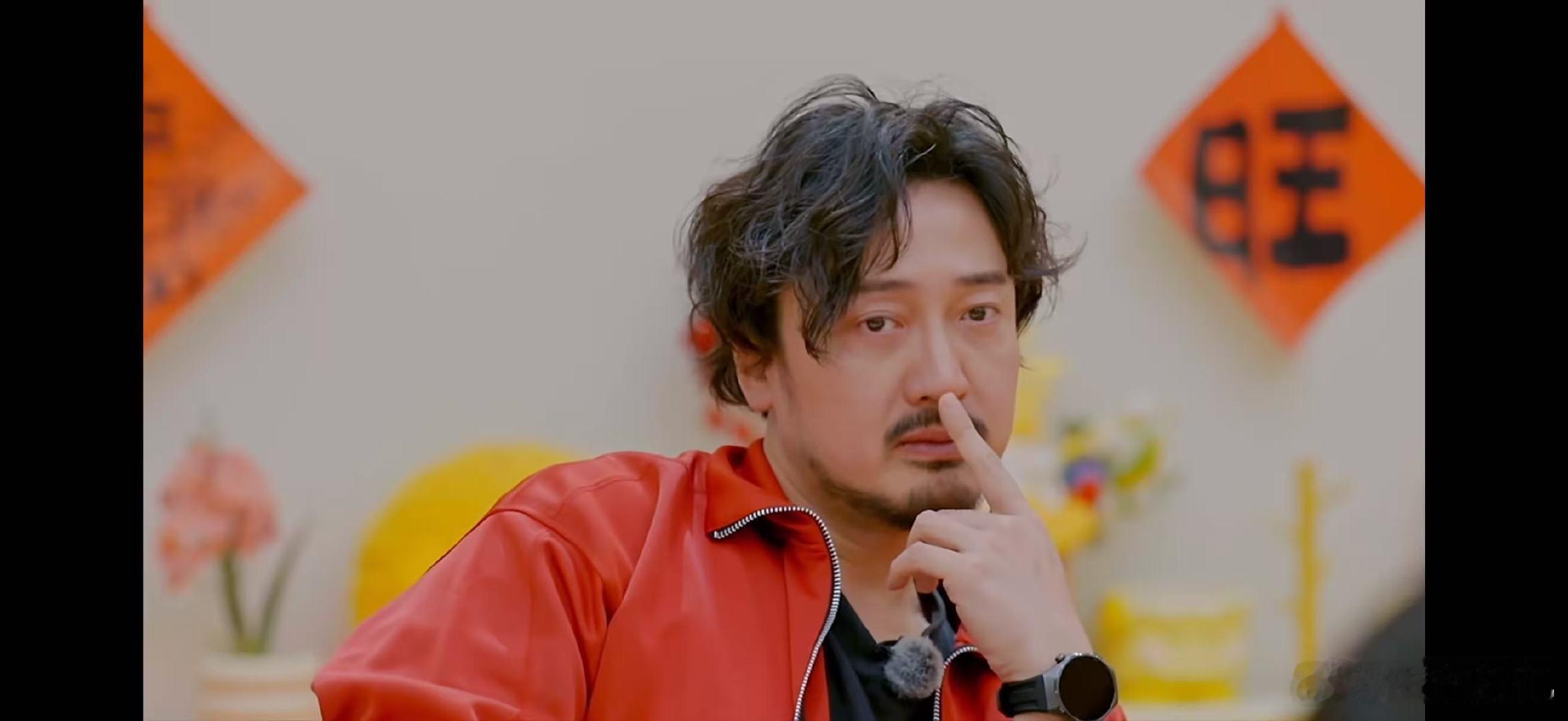 王传君 过年就是一场爱的接力周五晚高疯王传君温柔发言，过年让记忆加深，让爱一直延