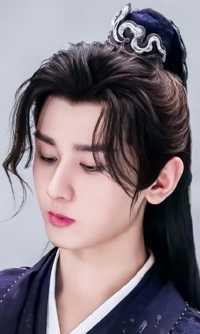 电视剧赴山海[超话]成毅赴山海萧秋水李沉舟肖明明 入目无他人，四下皆是你！ ​​