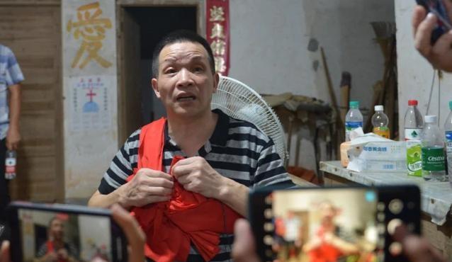 我最近老看到一些新闻，说谁谁谁坐了十几年牢，最后因为真凶出现才被放出来。像张玉环