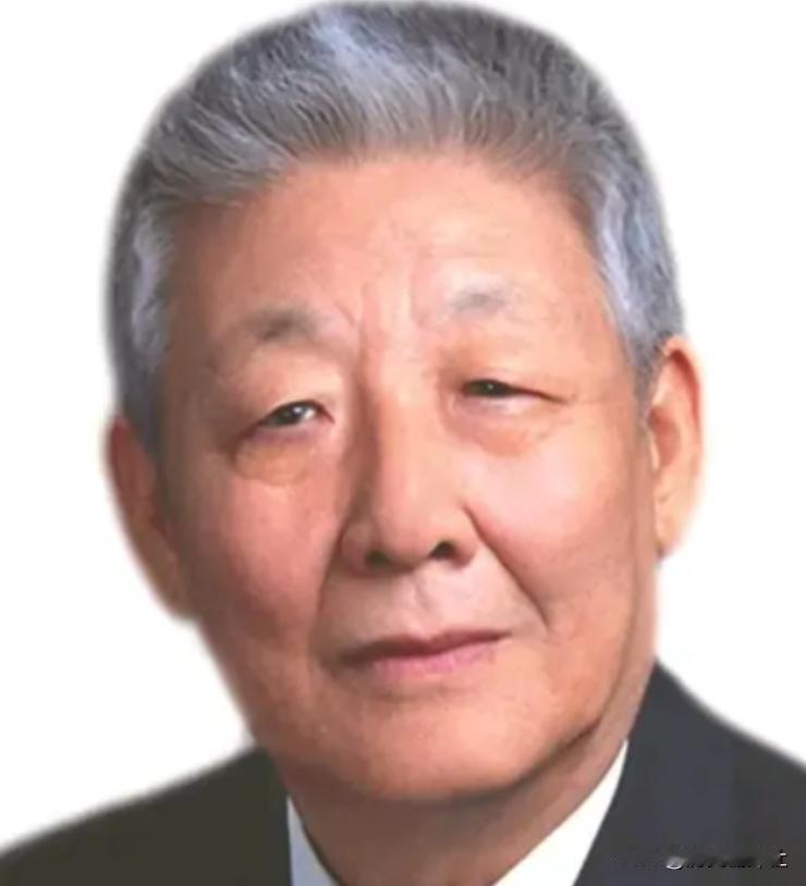[太阳]1950年的元宵节，准备回家的孙家栋，发现食堂竟然有红烧肉，一时馋嘴的他