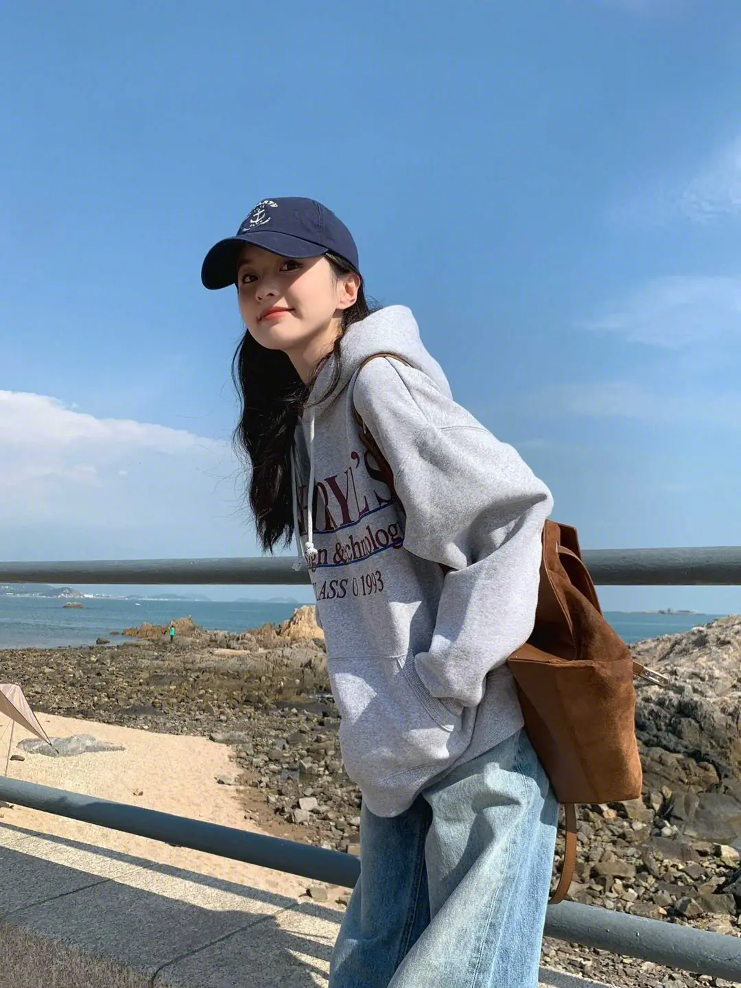 该怎么形容这种感觉呢。