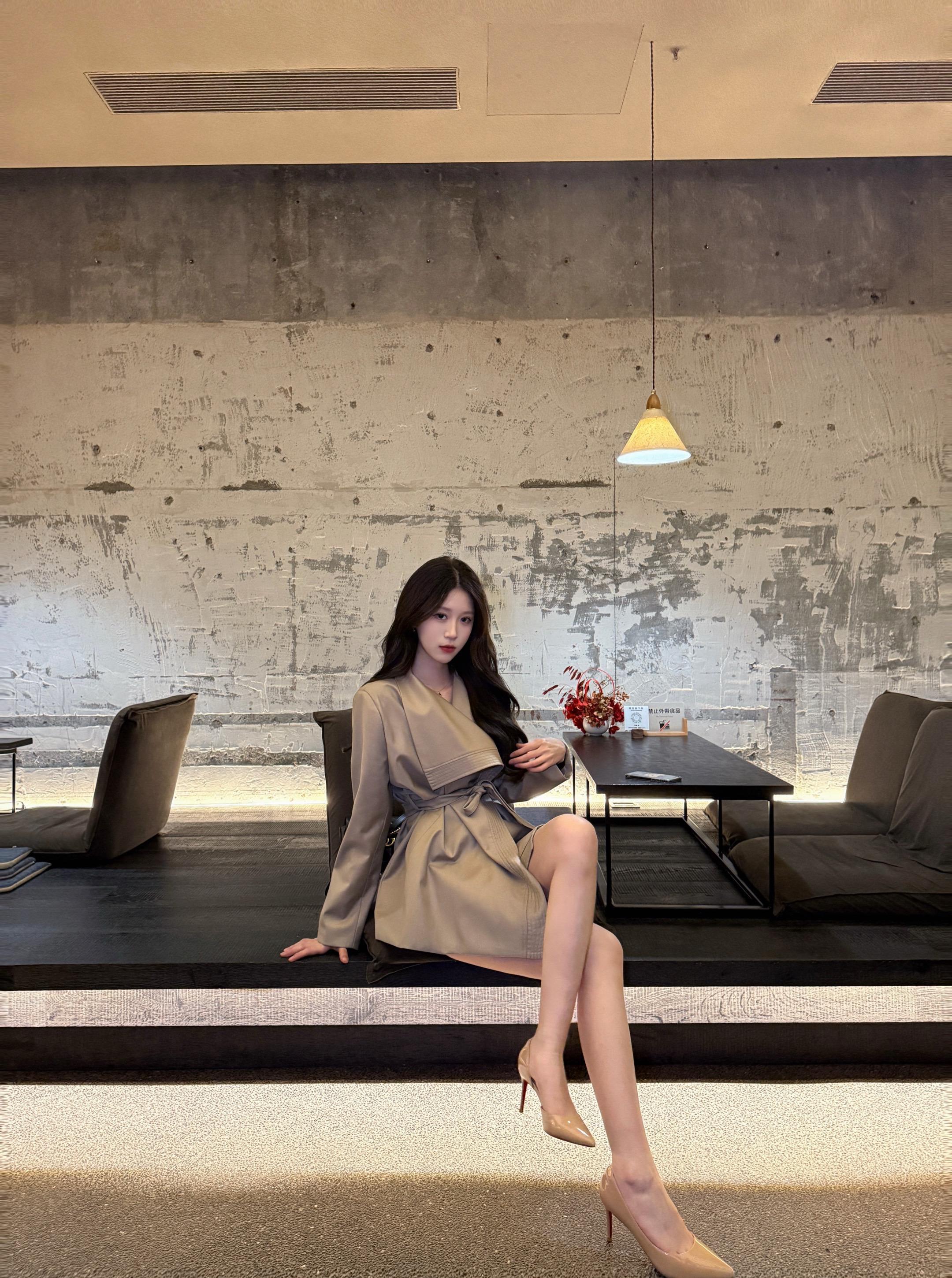 我们之间 不过尔尔。