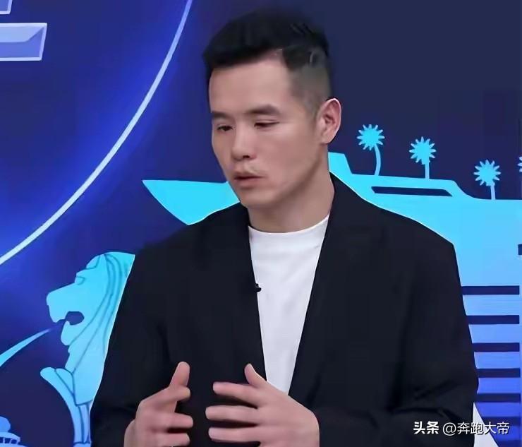 刘国正的评论一针见血，林诗栋是时候突破了。如今的男乒已经出现断档的情况，在樊振东