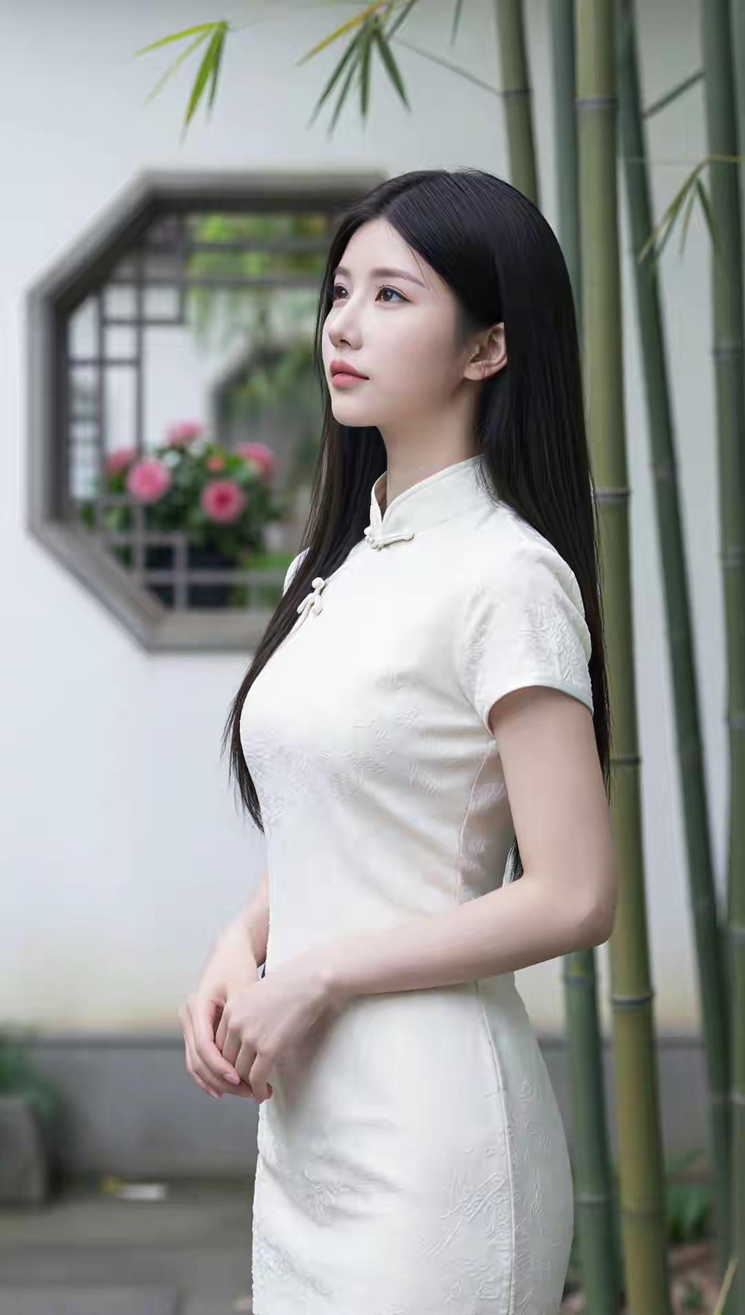 东方古典之美，一袭白衣，竹影婆娑，静谧优雅。
