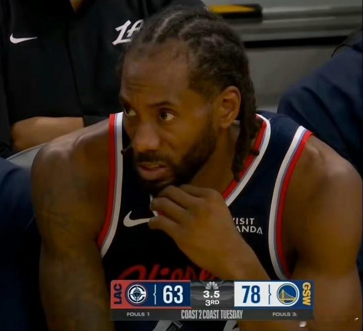 快船第三节失误太多了，勇士替补一群人上状态，领先15分进入末节，船要沉…… 快船