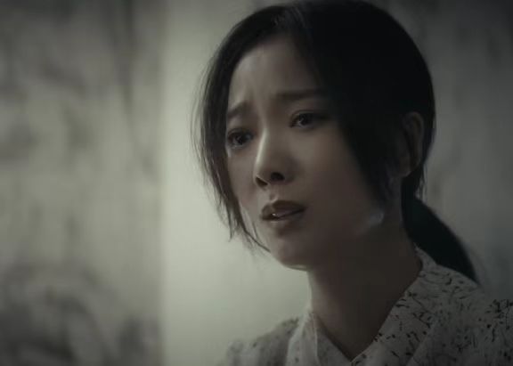 王珞丹认为恋爱脑不是贬义词剧宣直播中王珞丹谈恋爱脑，见解独到。她觉得恋爱脑不是贬