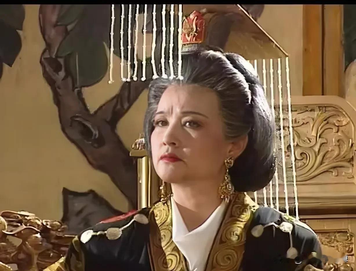 李贤之死：亲妈武则天为啥容不下亲儿子？硬是把人废了流放，还派人送杯毒酒，逼着亲儿