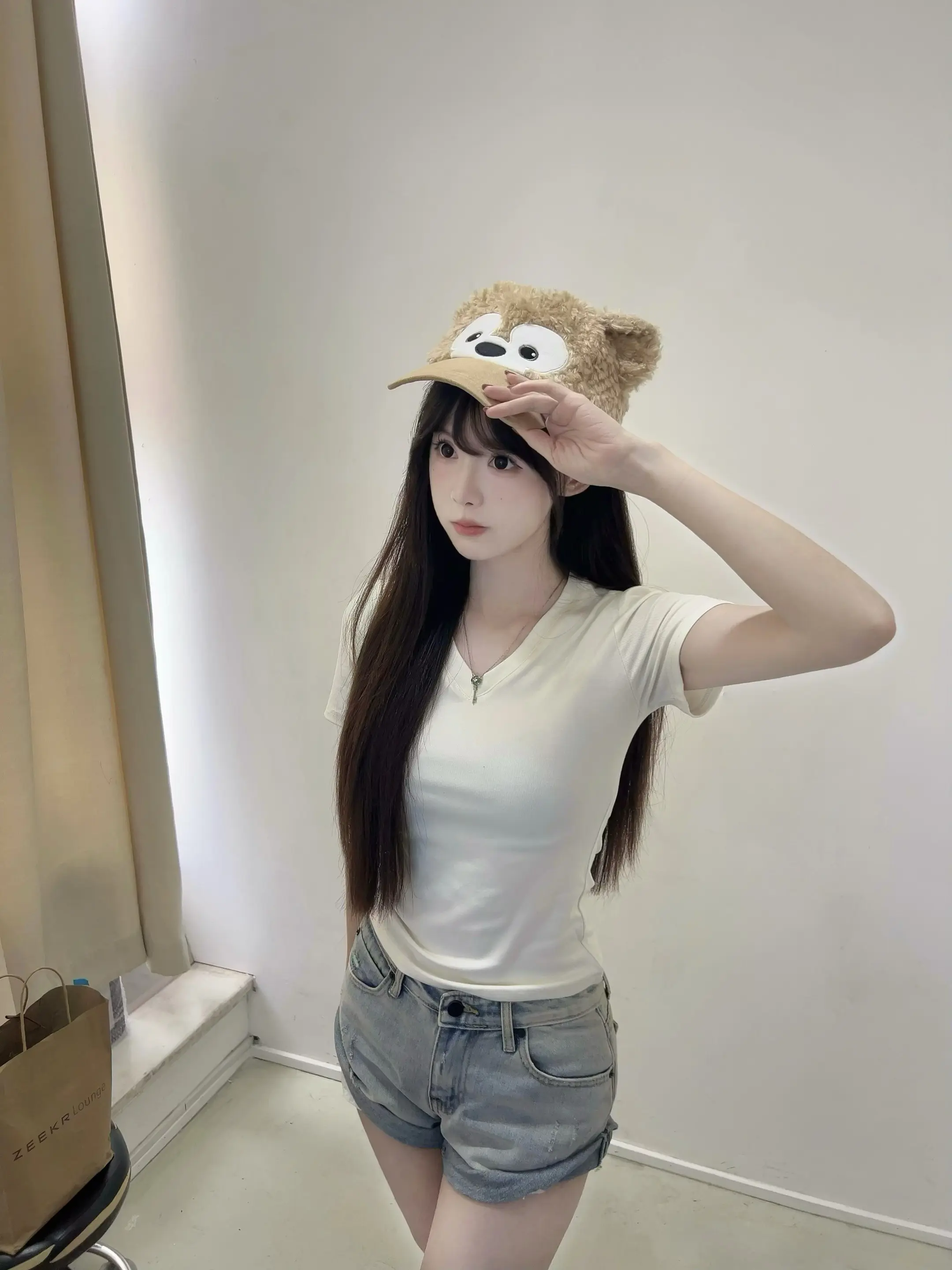 老婆 我和那些男的不一样 我是女的