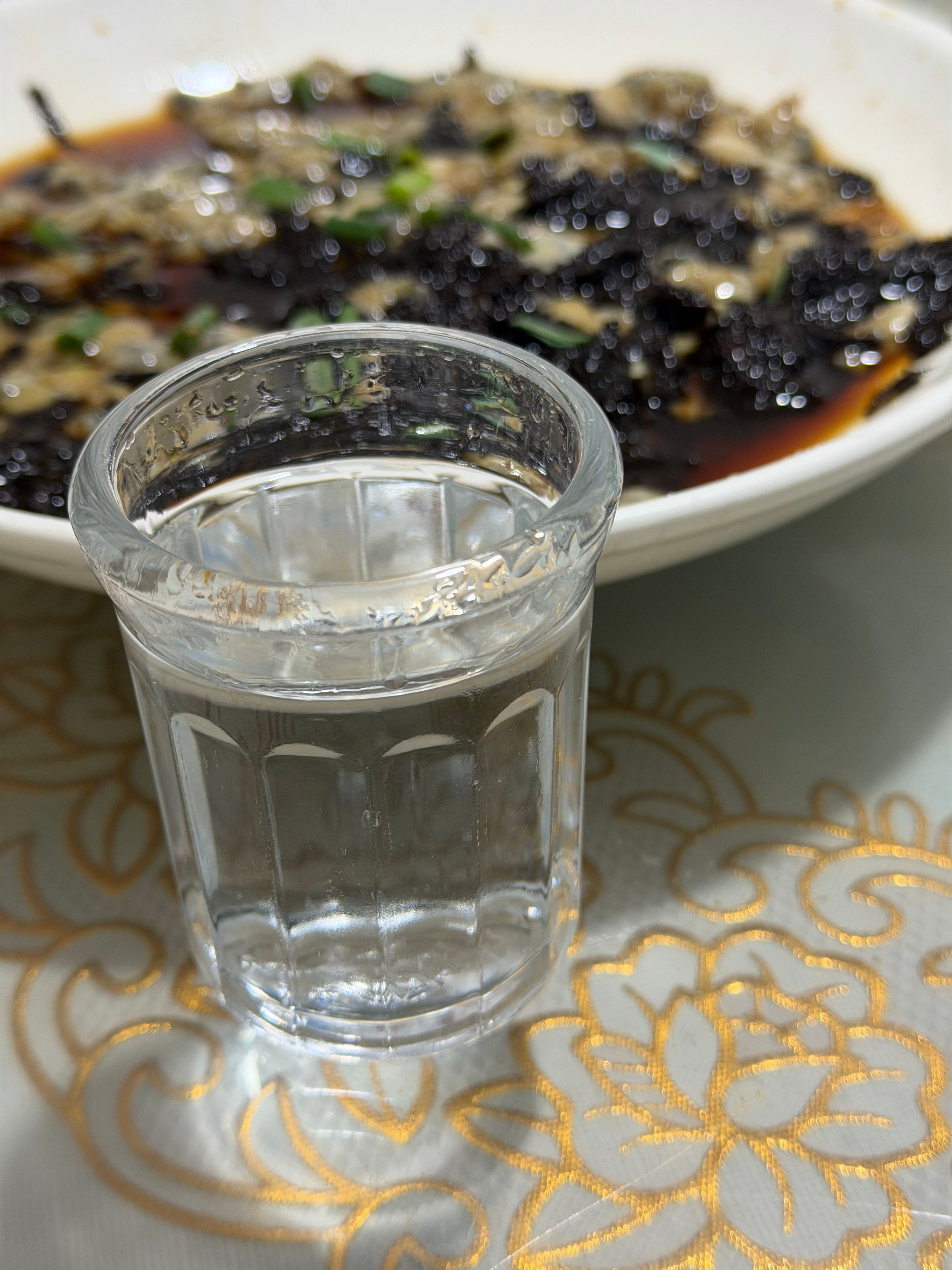 晚上喝烧酒不知道会不会倒下 龙港