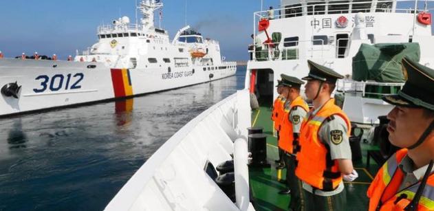 7月4日，中国海警局一纸公告，在台湾以东海域画下新的坐标。秀山舰编队正式接替岱山