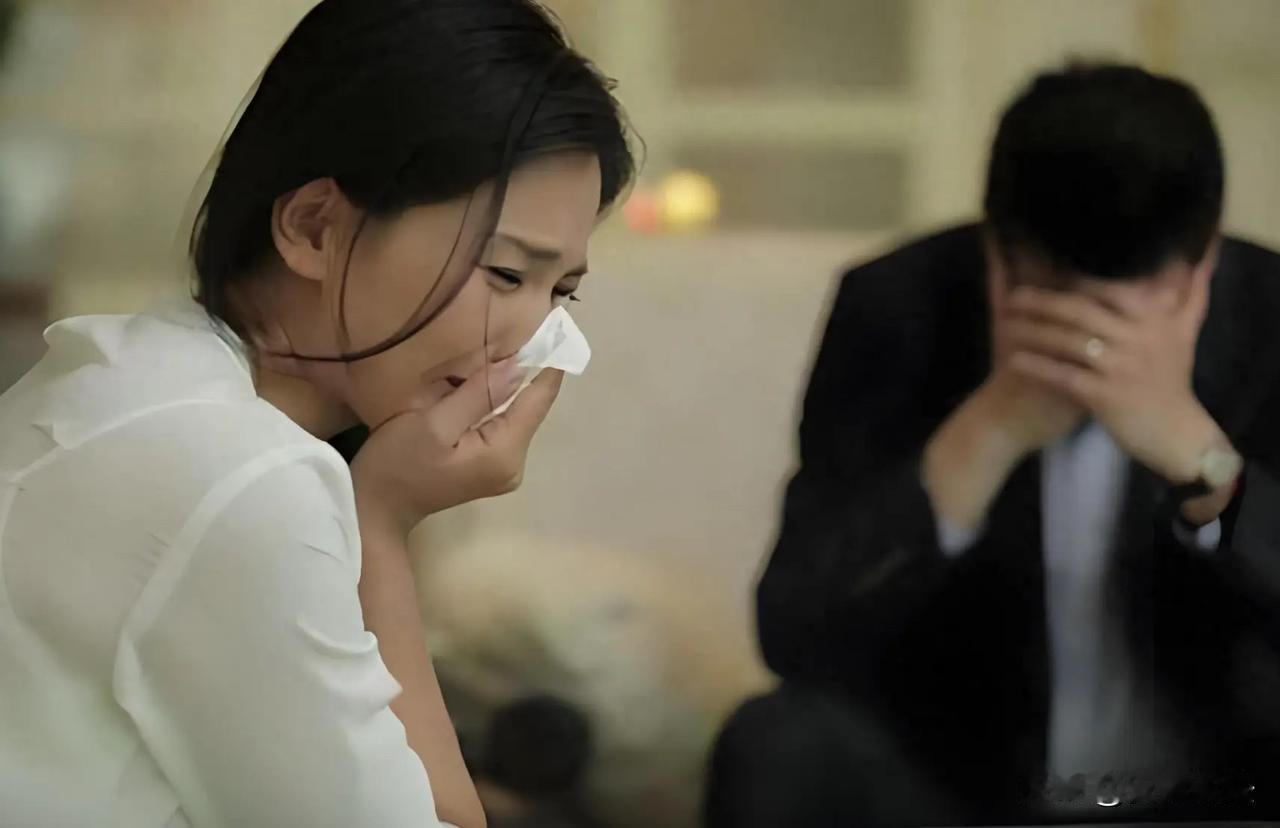 广东阳江，男子使用妻子的会员卡购买计生药。因付款失败，药店店员于是联系了男子的妻