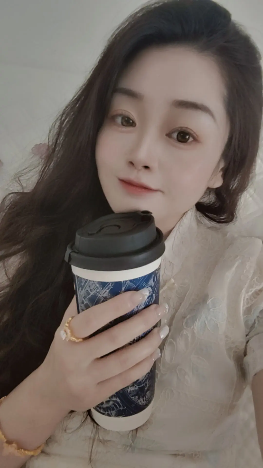 来我的城市吧，我请你喝一杯，我说的是。。。奶茶，哈哈🙈🙈🙈