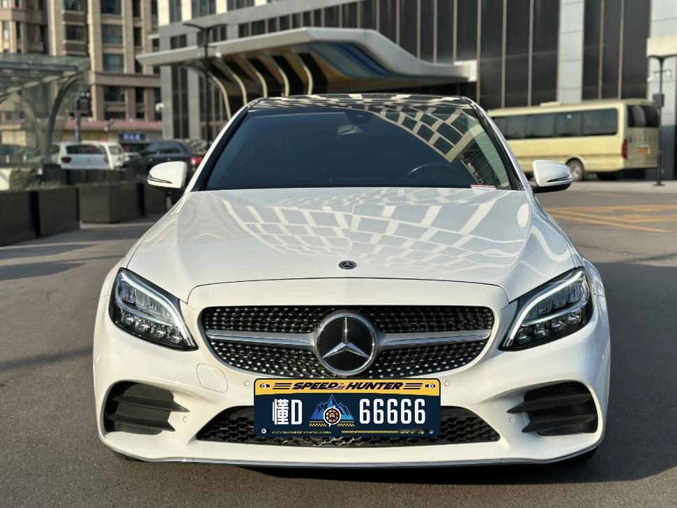 20万不想平庸，想买台BBA满足自己的豪车梦。现在新车降价，二手车价格也越来越低