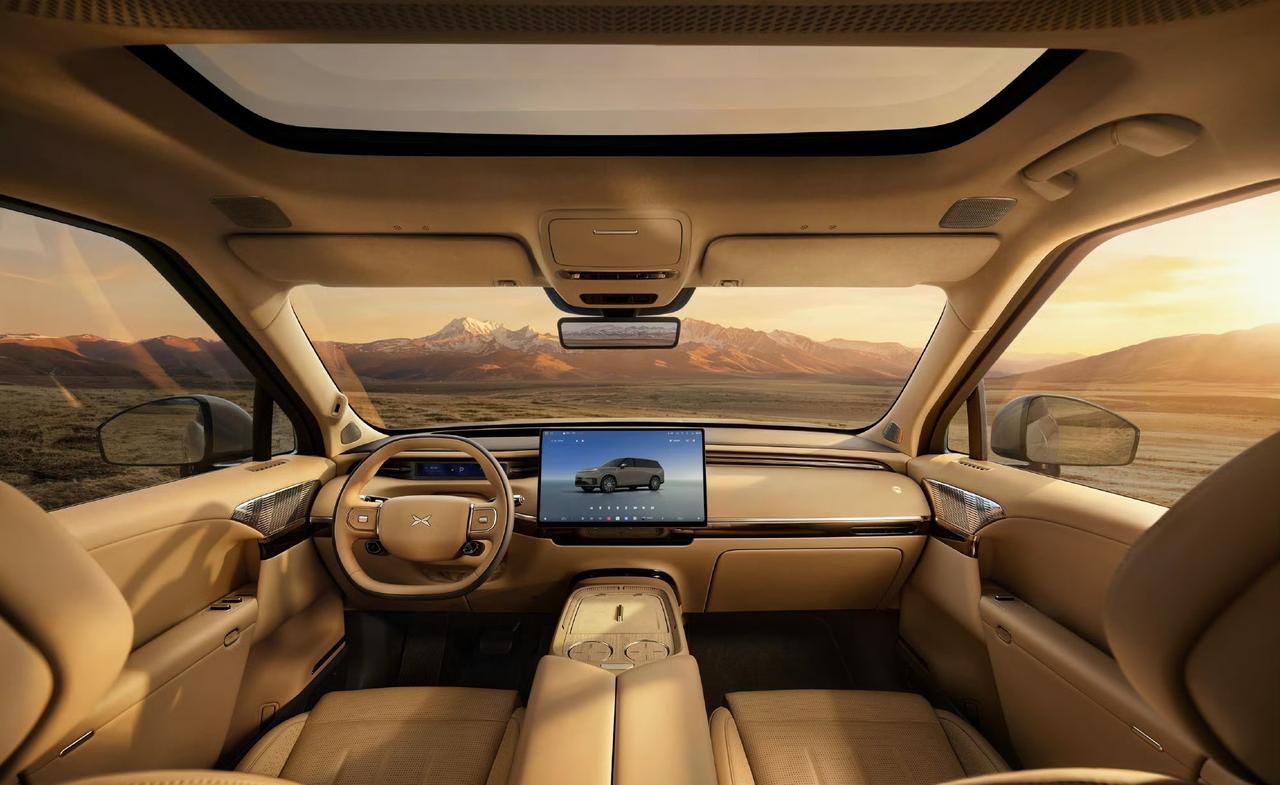 小鹏GX内饰官图曝光，大家觉得定价会是多少？
寰宇量子设计理念×飞航头等舱体验