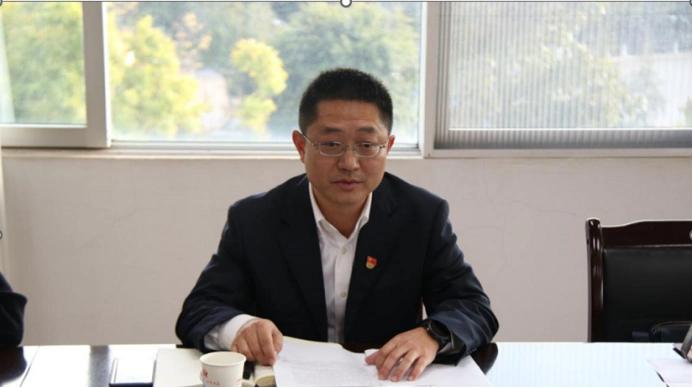 贵州电信新来了一个副总杨世旭，之前是云南电信一个中层干部，这次属于提拔。
知情人