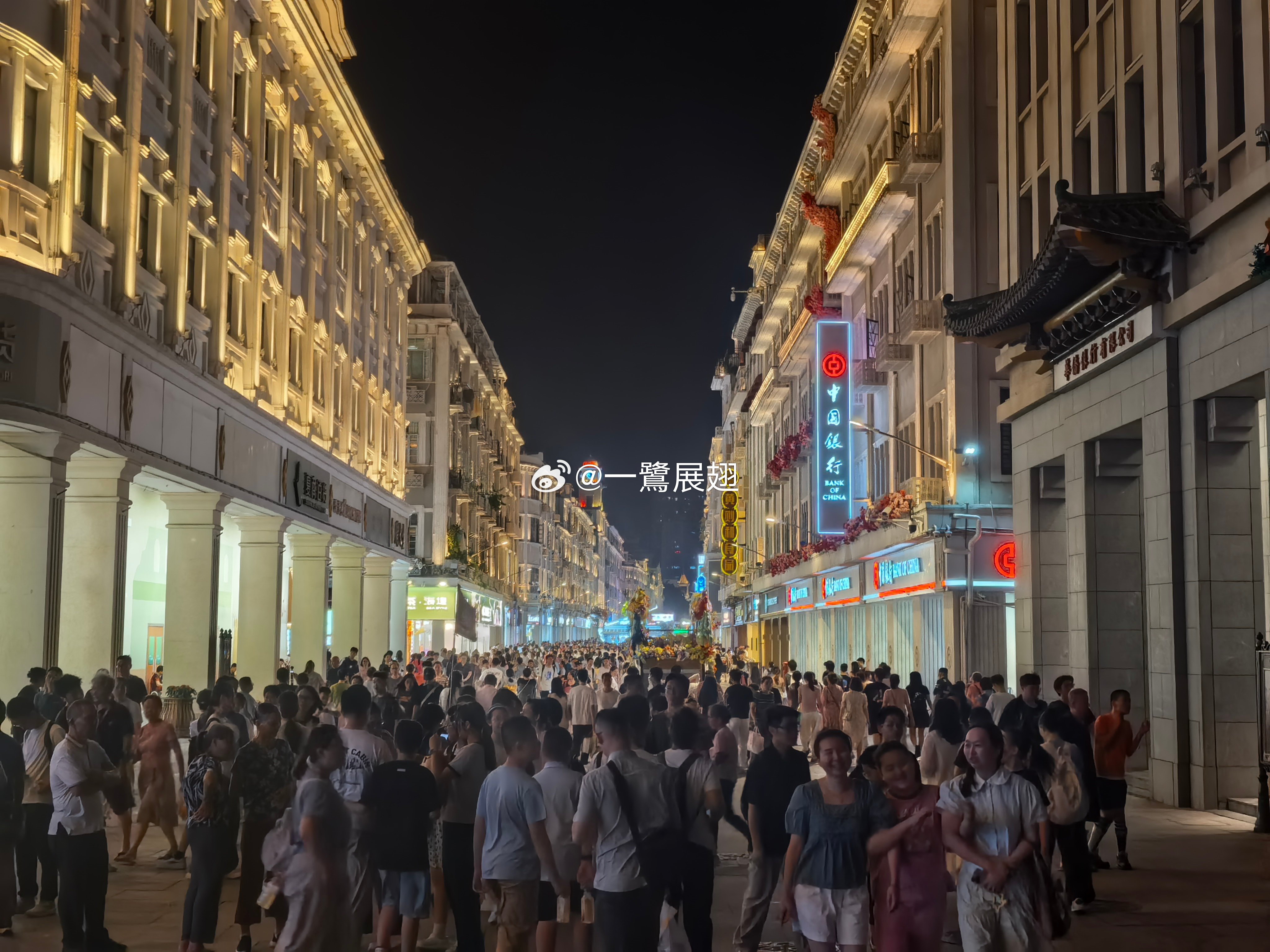 八月第一天的人潮 厦门·厦门中山路步行街