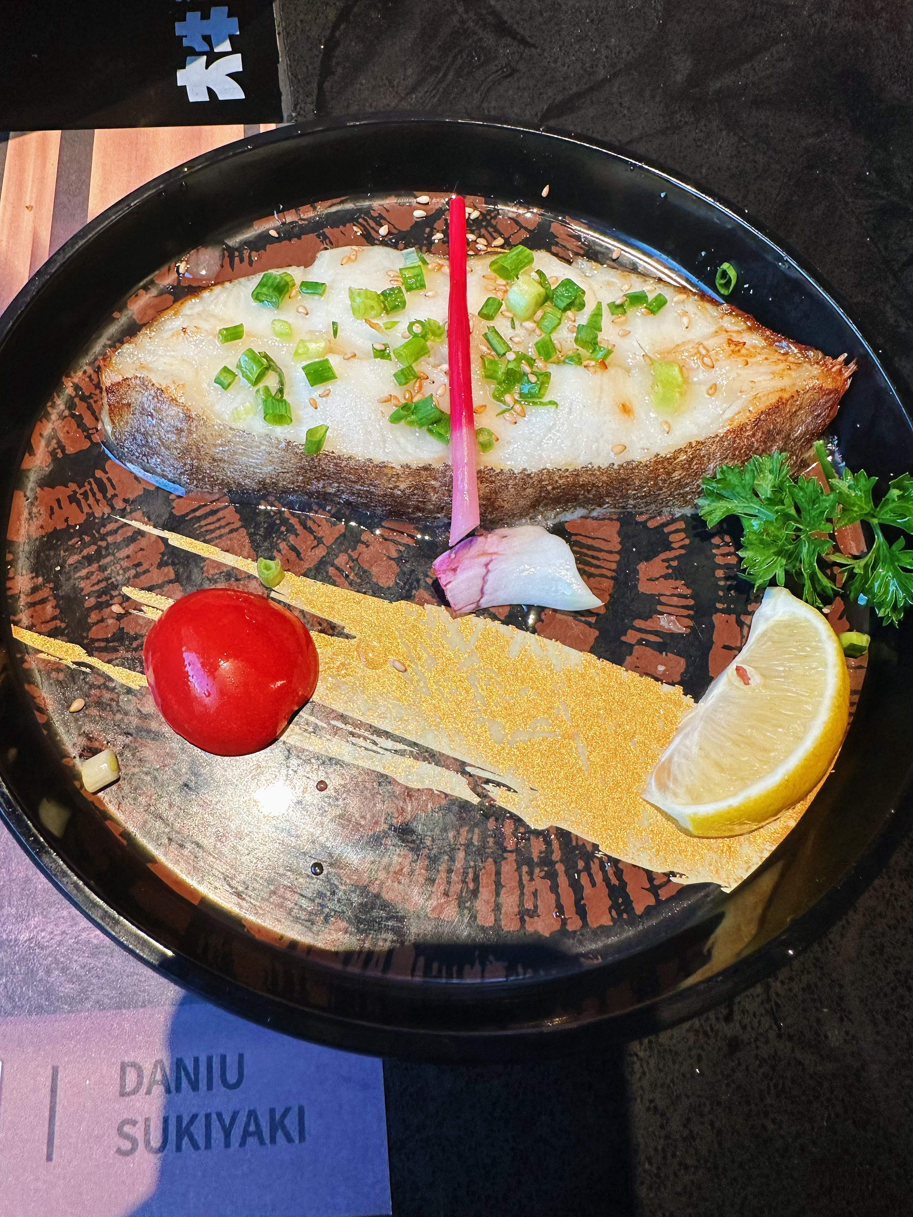 你以为你在享受美食？不，你在喂饱血糖。这些习惯是血糖刺客 ​​​