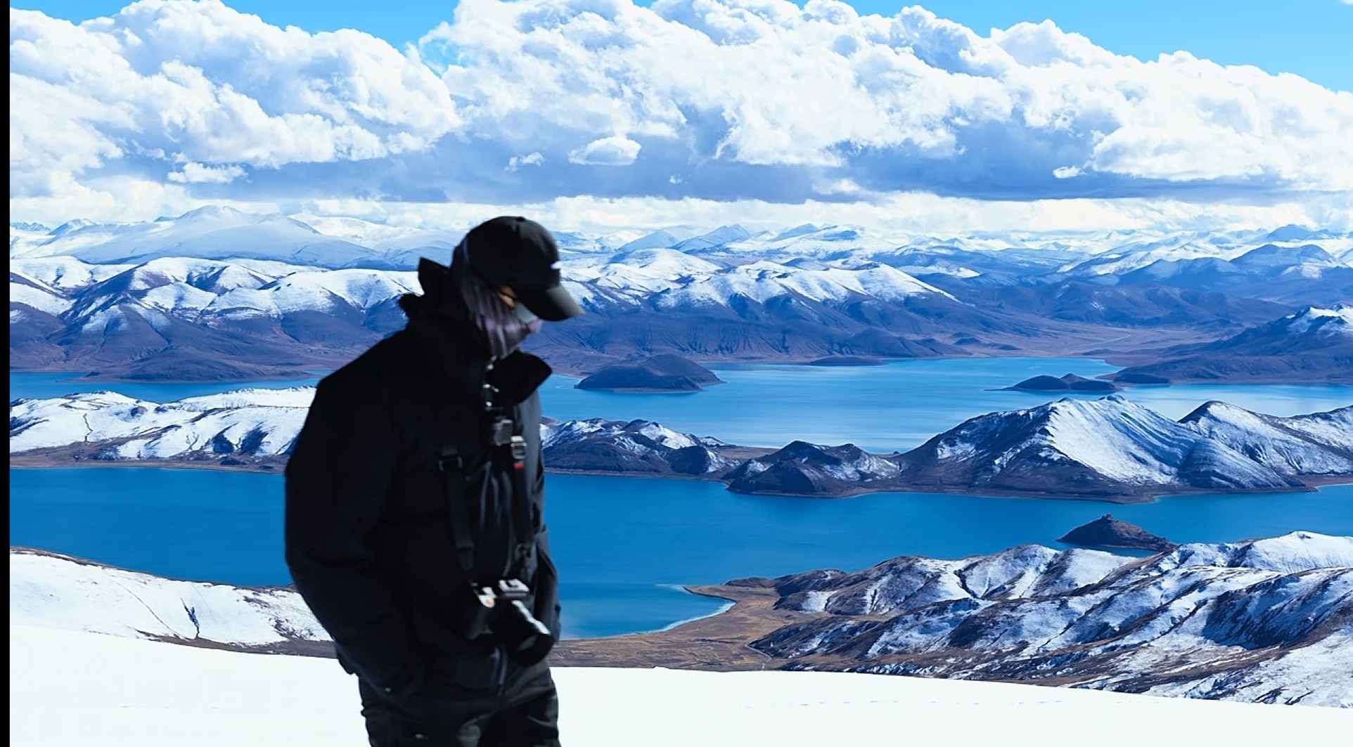 现在见山海李现西藏徒步 天哪，随手截图都是惊人的美，37分钟的视频，我要逐帧欣赏