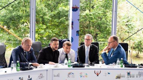 RBK-Ukraine
RU
美国和平计划
断电时间表
和平谈判
乌克兰战争
 