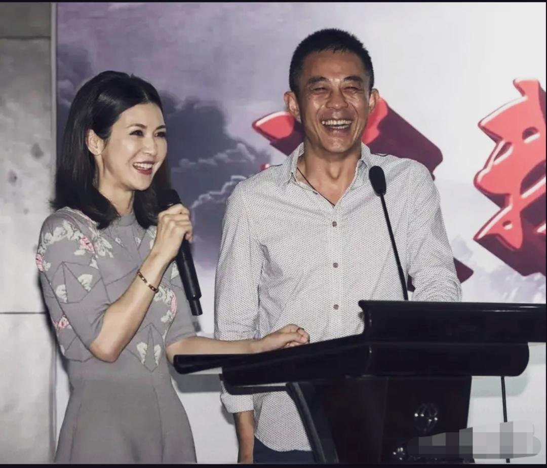 这两位是谁？好面熟一时想不起来了。