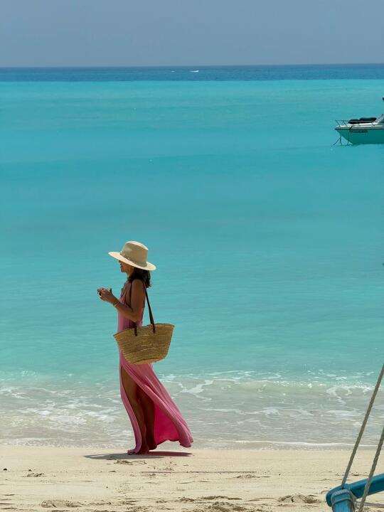 𝑩𝒍𝒖𝒆 𝑽𝒂𝒄𝒂𝒕𝒊𝒐𝒏🐚🌊👙🏖️