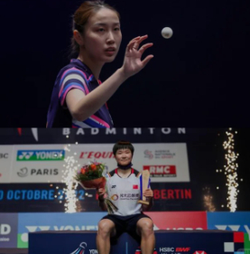 刘翔买断费49.4万不如何冰娇钱天一 刘翔把退役后11年领的全部工资补助，共98