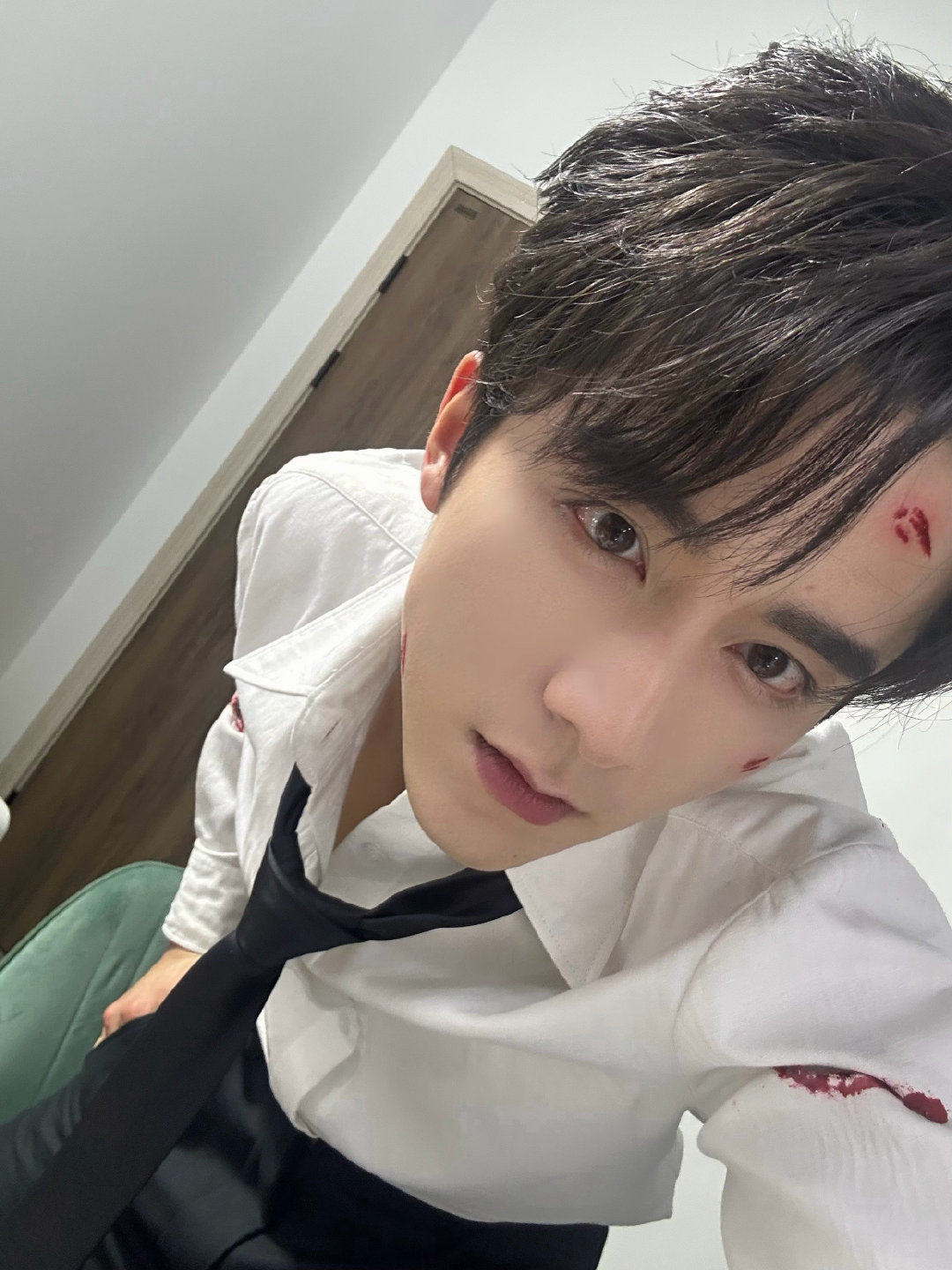我好喜欢这张自拍🥺🥺🥺 