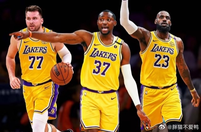 爆料！湖人正在密切关注金州“字母哥”！他能解决湖人现状？湖人有意者！根据近期的J