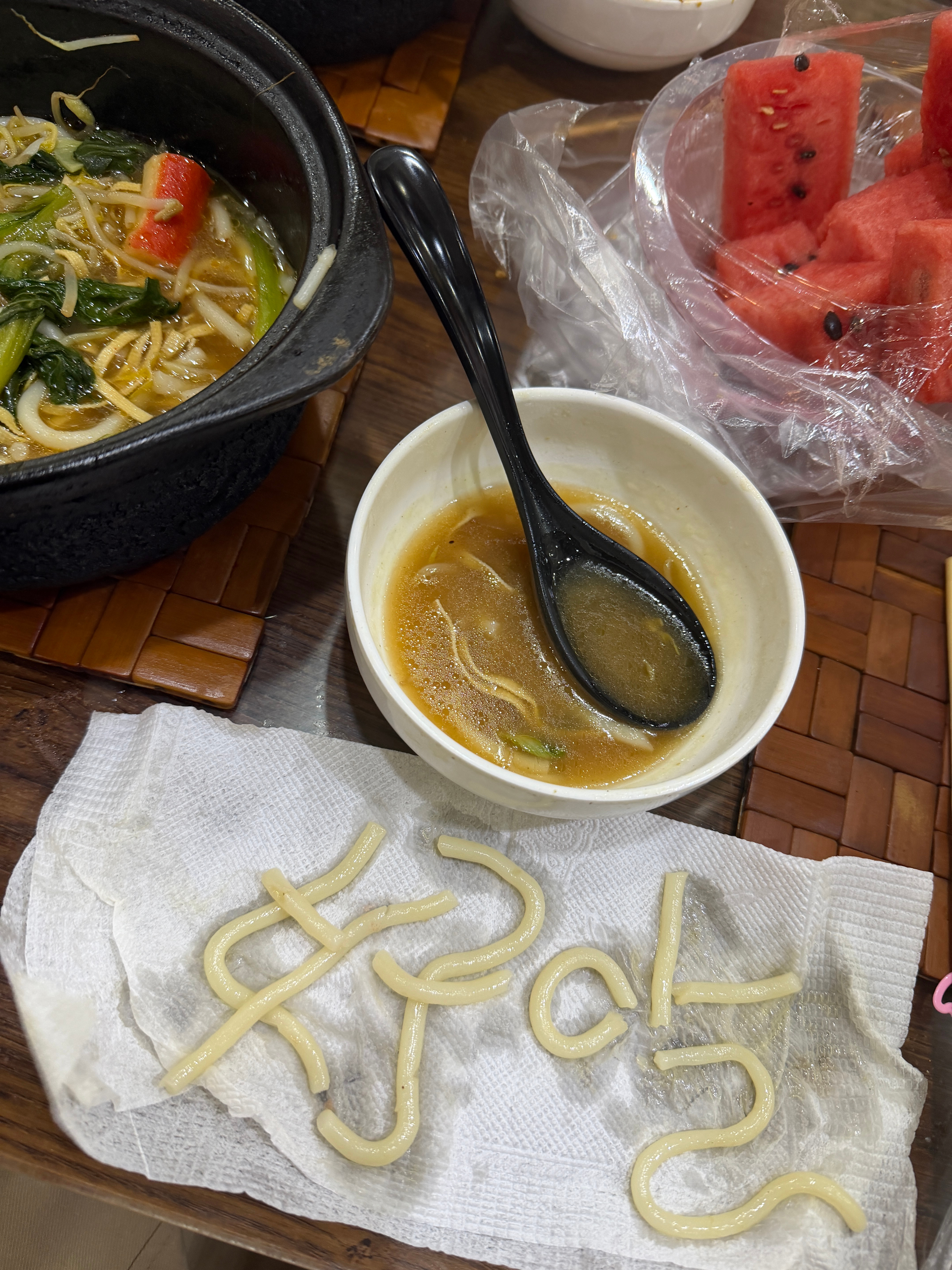 谁能拒绝一碗东北电线杆 从初中吃到现在 还是那味[给你小心心] ​​​