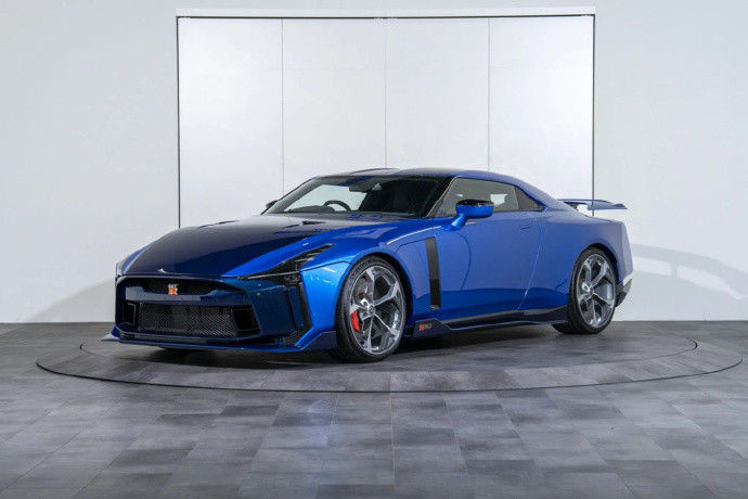 为了纪念日产GT-R车系与意大利设计公司Italdesign双双问世50周年。原
