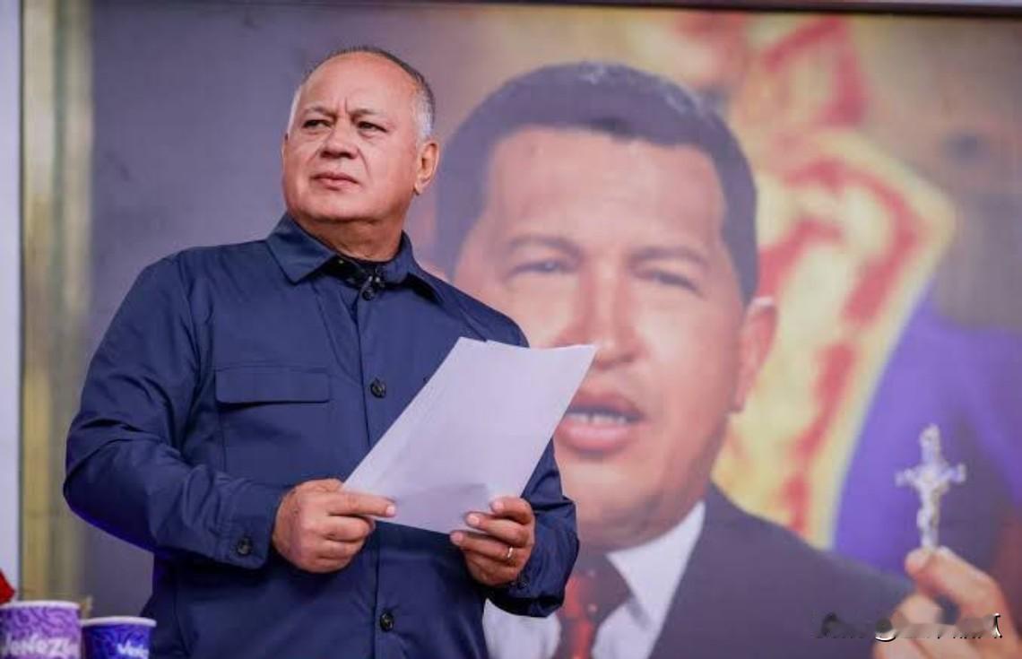 据路透社报道，华盛顿警告委内瑞拉内政部长迪奥斯达多·卡韦略“要么合作，要么面临可