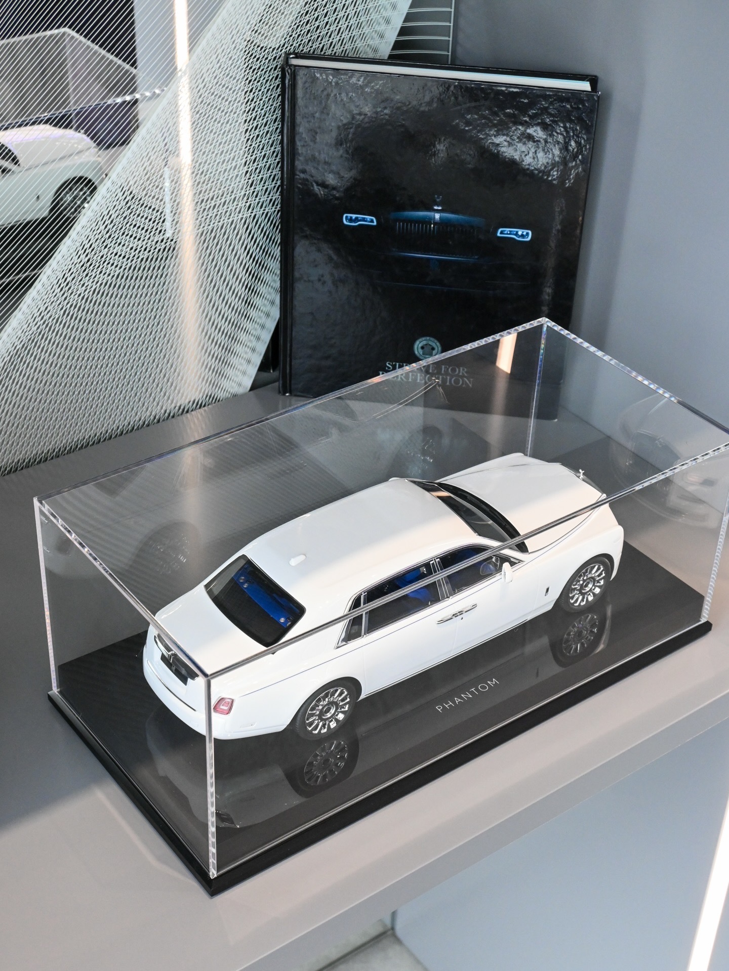 ROLLS-ROYCE 生活方式 