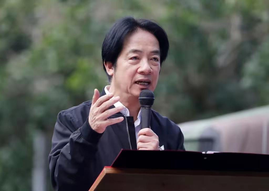被锁岛内、反制加码，赖清德的“末日”要到了

赖清德这回彻底慌了！想窜访非洲“邦