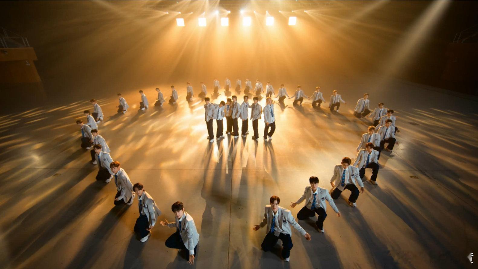 #男团选秀SCOOL主题曲舞蹈版# 男团选秀又又又来了！《SCOOL》简直是一群