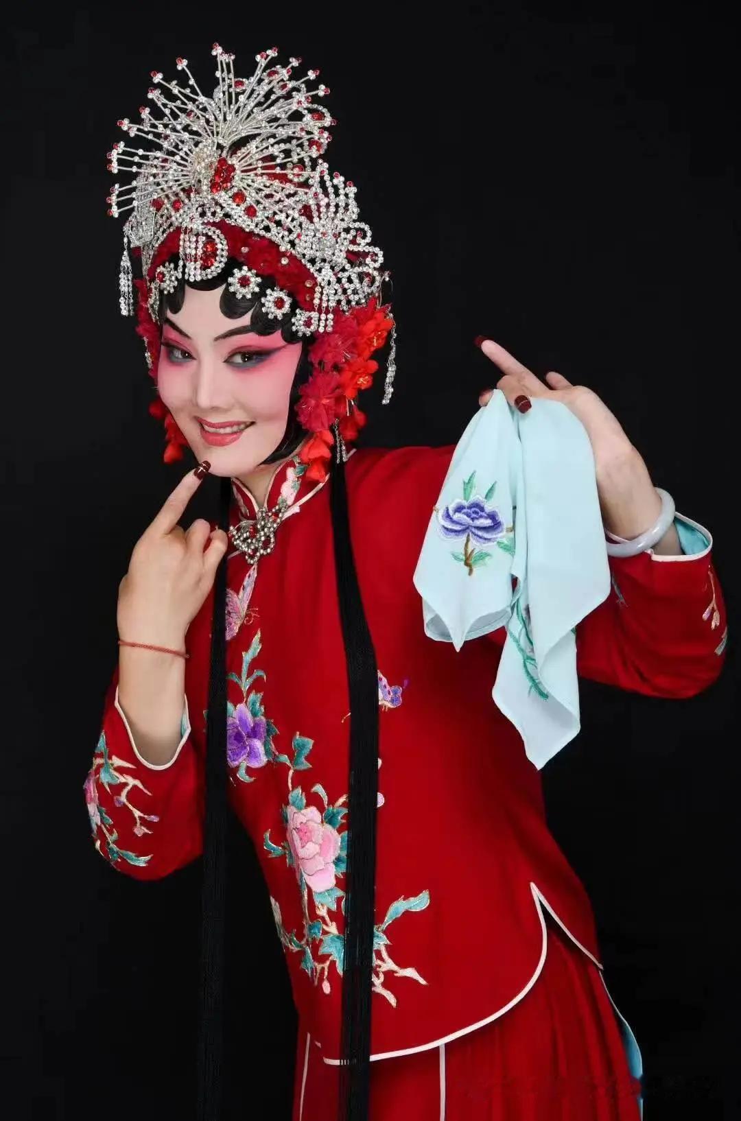 曹县王荣花荣获全国文化科技卫生“三下乡”活动服务标兵