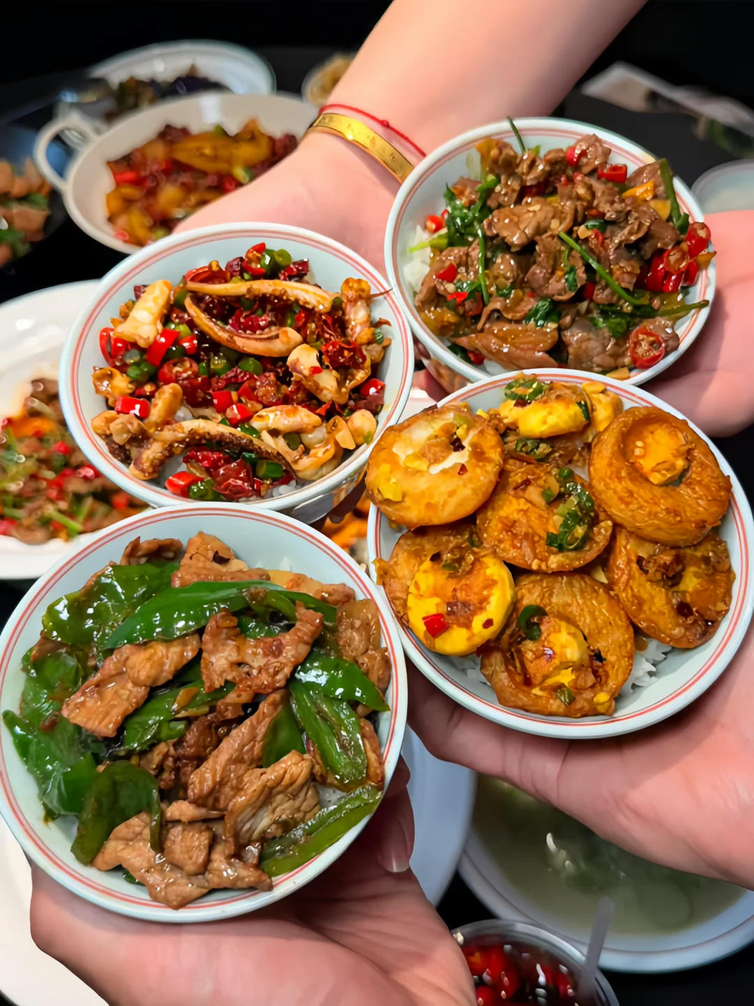 我真的疯了！为这口湘菜专门跨区打卡！