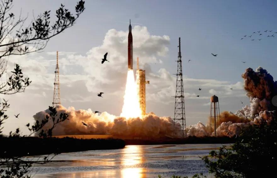 2026年4月6日，美国阿尔忒弥斯2号将进行绕月飞行并拍摄。这是自阿波罗时代以来