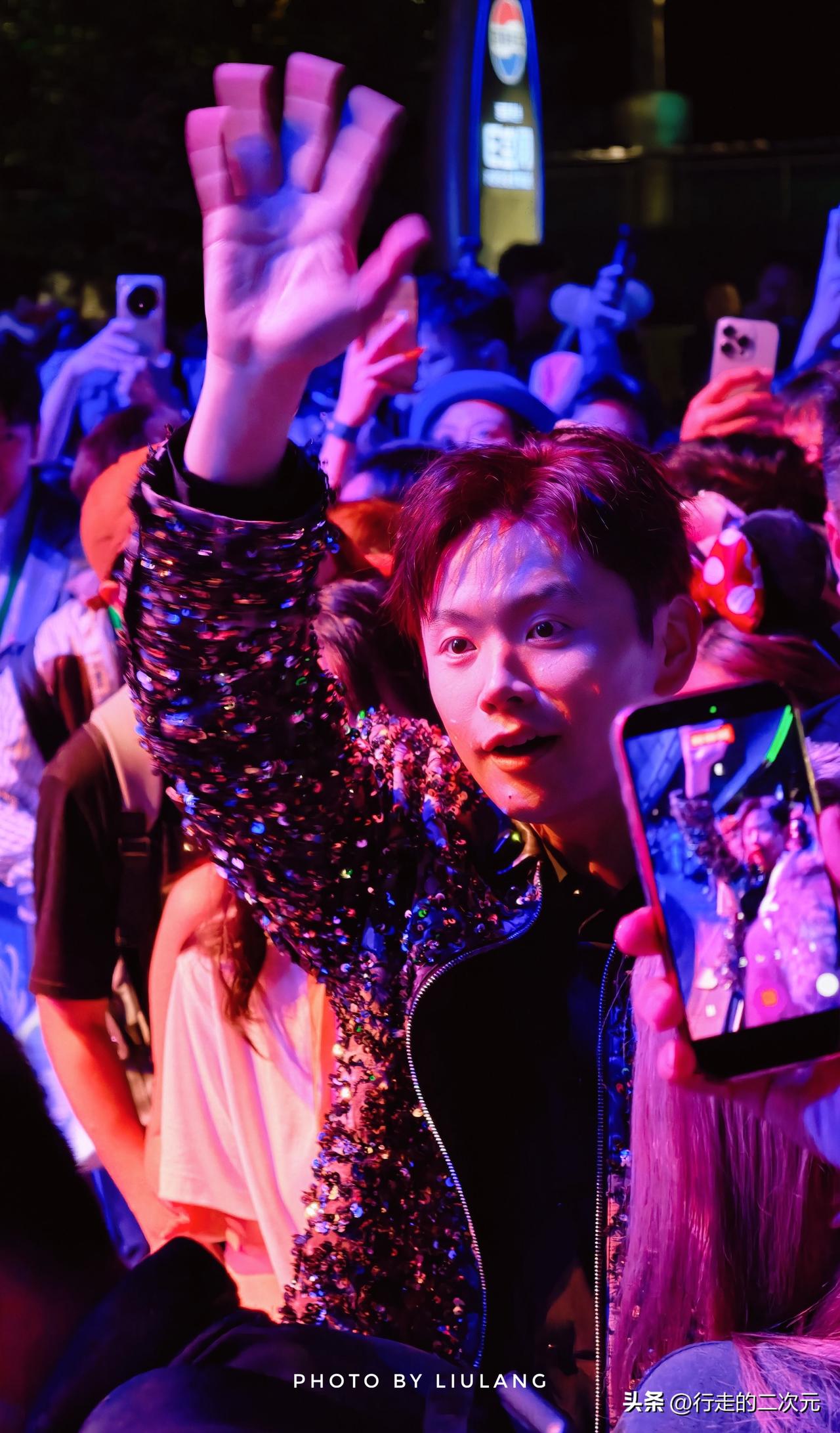 做世界的小孩
在地球上最快乐的地方 ～
DREAME  追觅奇妙夜！
今晚大孩子