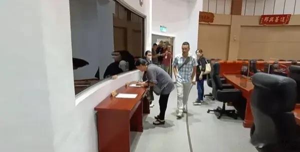 金门议长洪允典遭提罢免！今投票仅8议员到场　人数未过半流会

金门县议长洪允典日