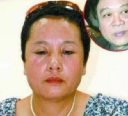 赵忠祥瞒着妻子与我发生关系多年，并有特殊癖好，令我身心受到严重伤害。”2004年