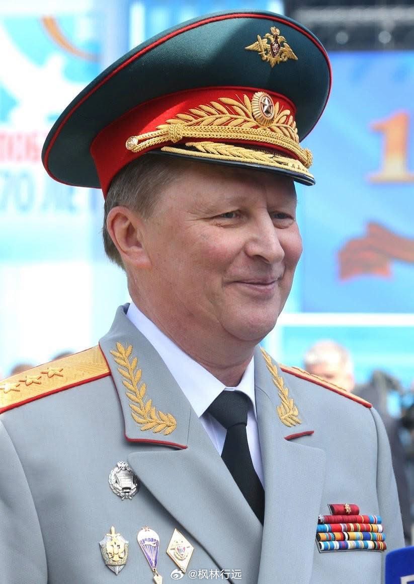 🇷🇺🧐今天，前俄罗斯国防部长谢尔盖·伊万诺夫（73岁）在从窗户跌落之后去世