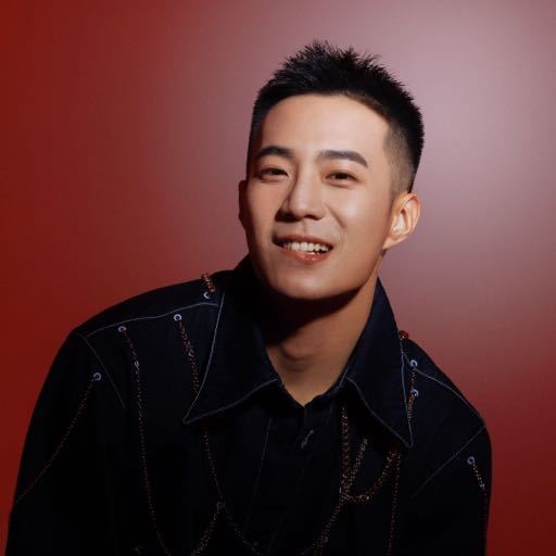 看我几分像从前？ 