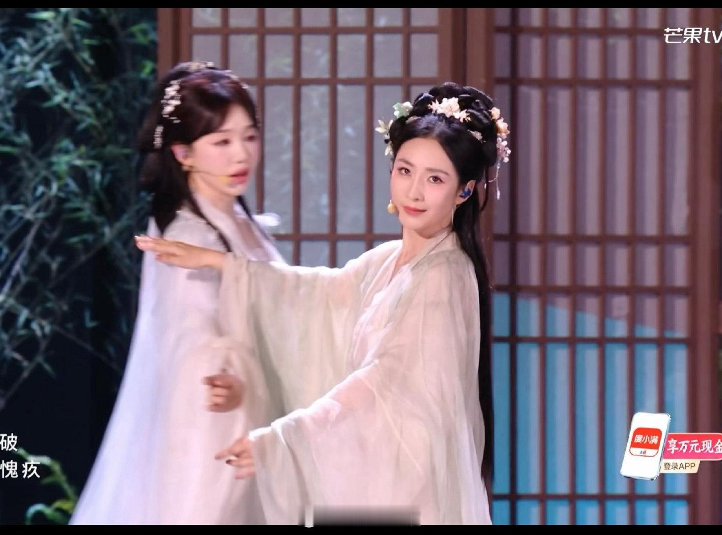 陶昕然淘汰第一时间安慰女儿陶昕然淘汰安慰女儿被淘汰时先安慰女儿，这一刻她赢麻了。