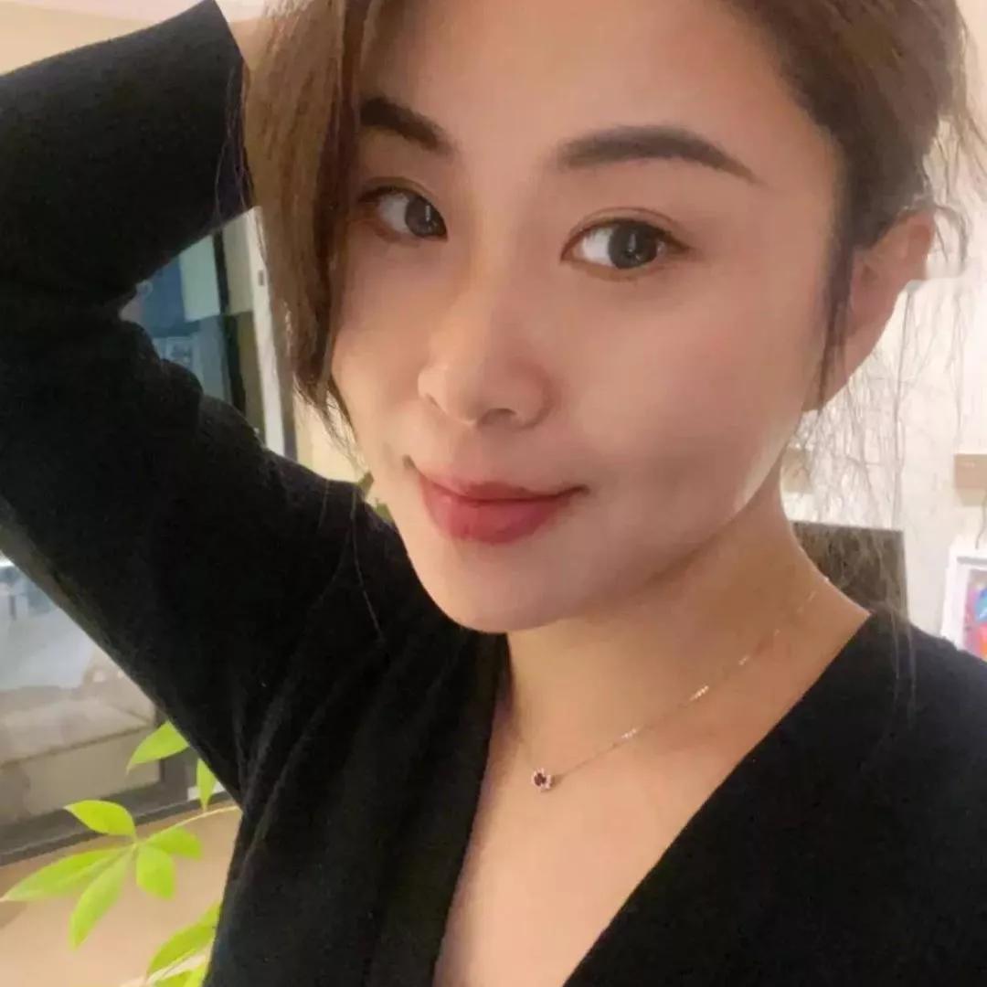 元气满满的一天，从微笑开始！😊✨