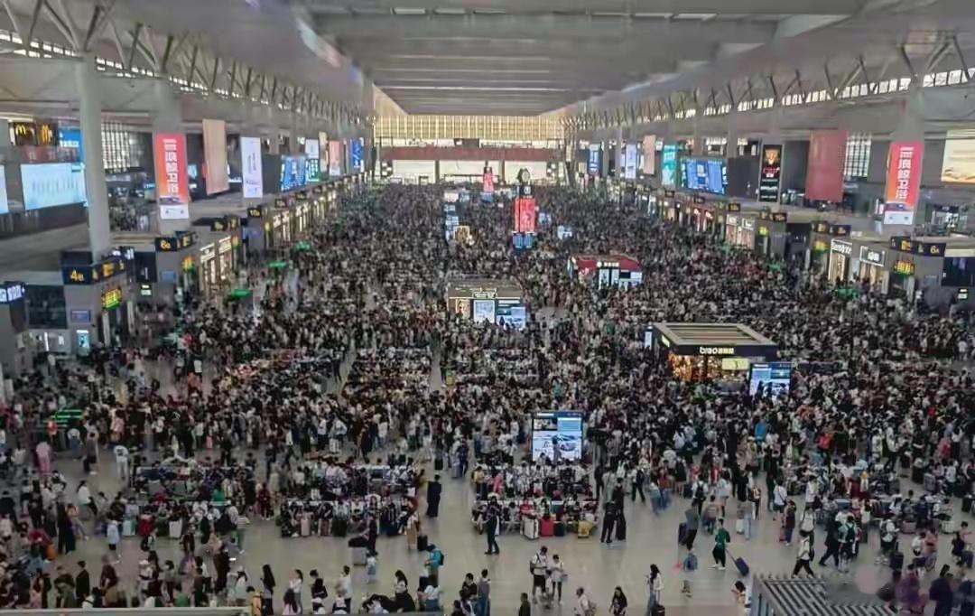 暴涨2387%，京沪高铁用恐怖的业绩粉碎无端质疑京沪高铁正式公布了2025年全年