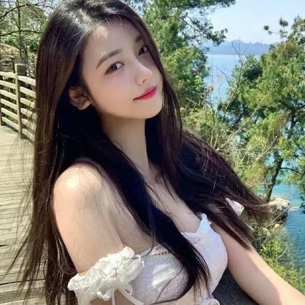 海边少女🌊 与自然亲密接触，感受微风轻拂自然清新美少女 自然甜系少女 自然元气