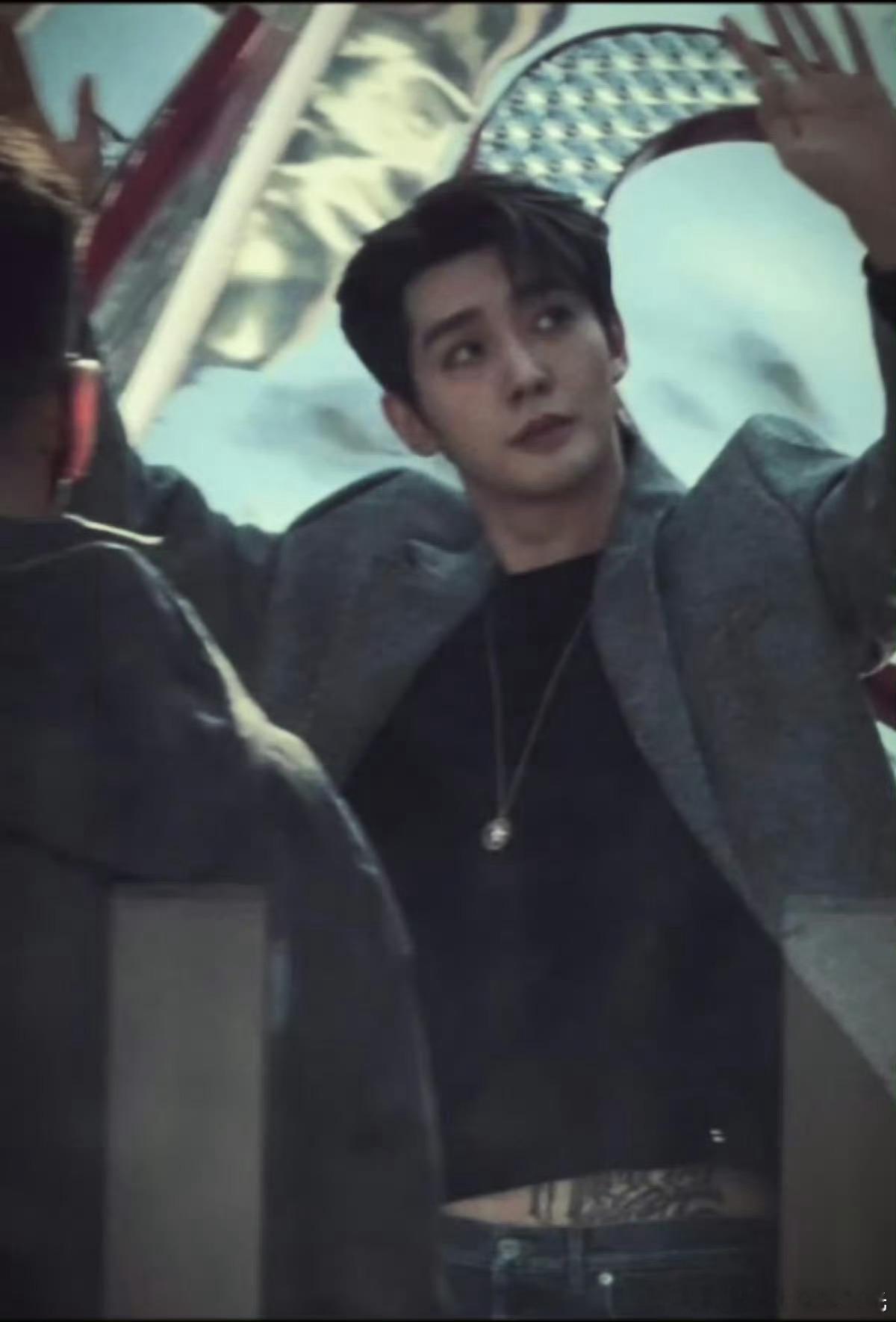 邓为腰上的纹身随便一截的霸总感 